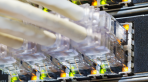 Hochverfügbare Netzwerke durch mehrere Speichersysteme