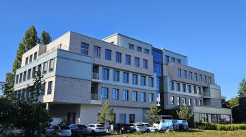Bürogebäude IBH IT-Service GmbH Standort Berlin seitlich © IBH IT-Service GmbH
