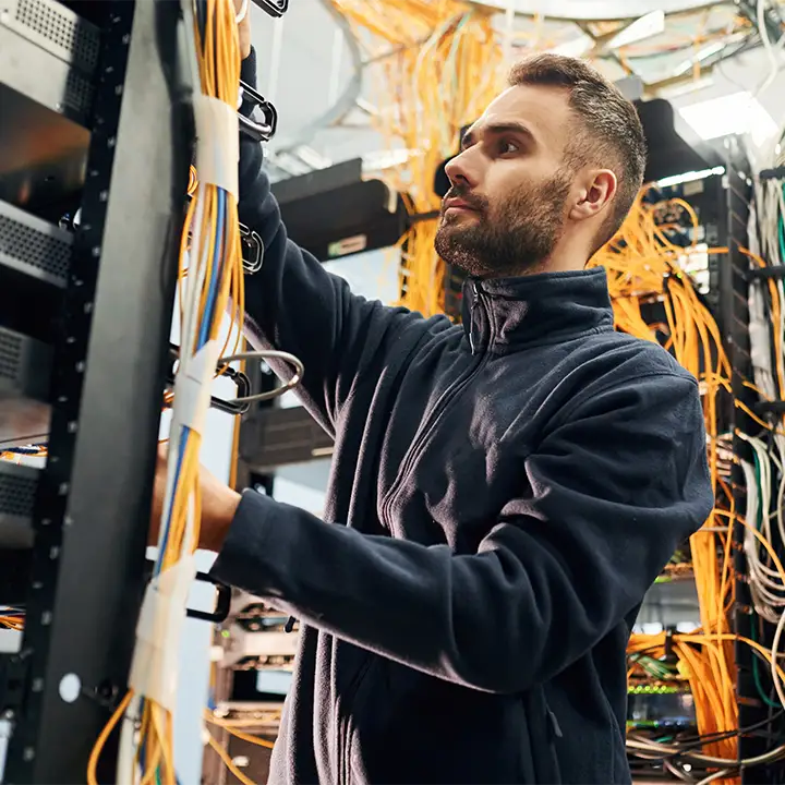 Zuverlässige Netzwerktechnik und Installation von der IBH connect GmbH